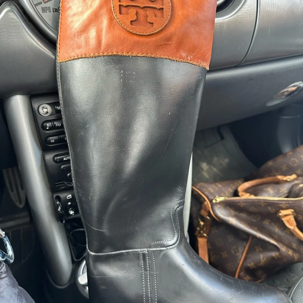 Tory Burch Rain Boots - Picture 7 of 12